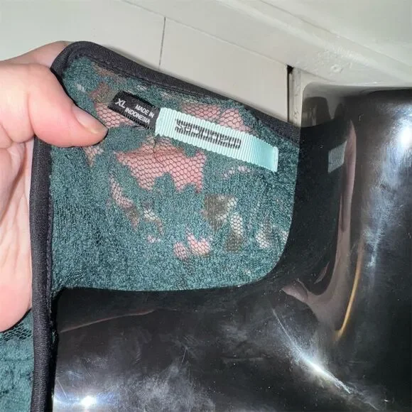 Maurices  Women's XL Green Lace Long‎ Sleeve Floral Blouse - Picture 5 of 6